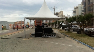 TENDA CHAPEU DE BRUXA 5X5MTS BRANCA
