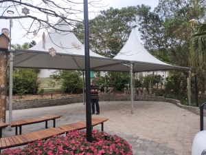 TENDA CHAPÉU DE BRUXA 5X5MTS BRANCA